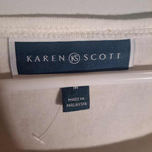 Karen Scott white with Gold Camels Crewneck 3/4 Sleeve Shirt Size Medium - Picture 5 of 6